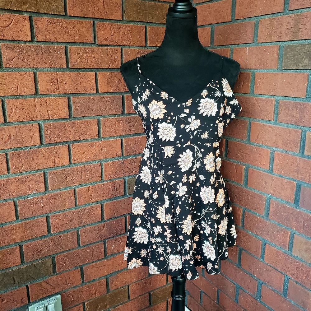 American Eagle Mini Dress, Black Floral, Women's size 4